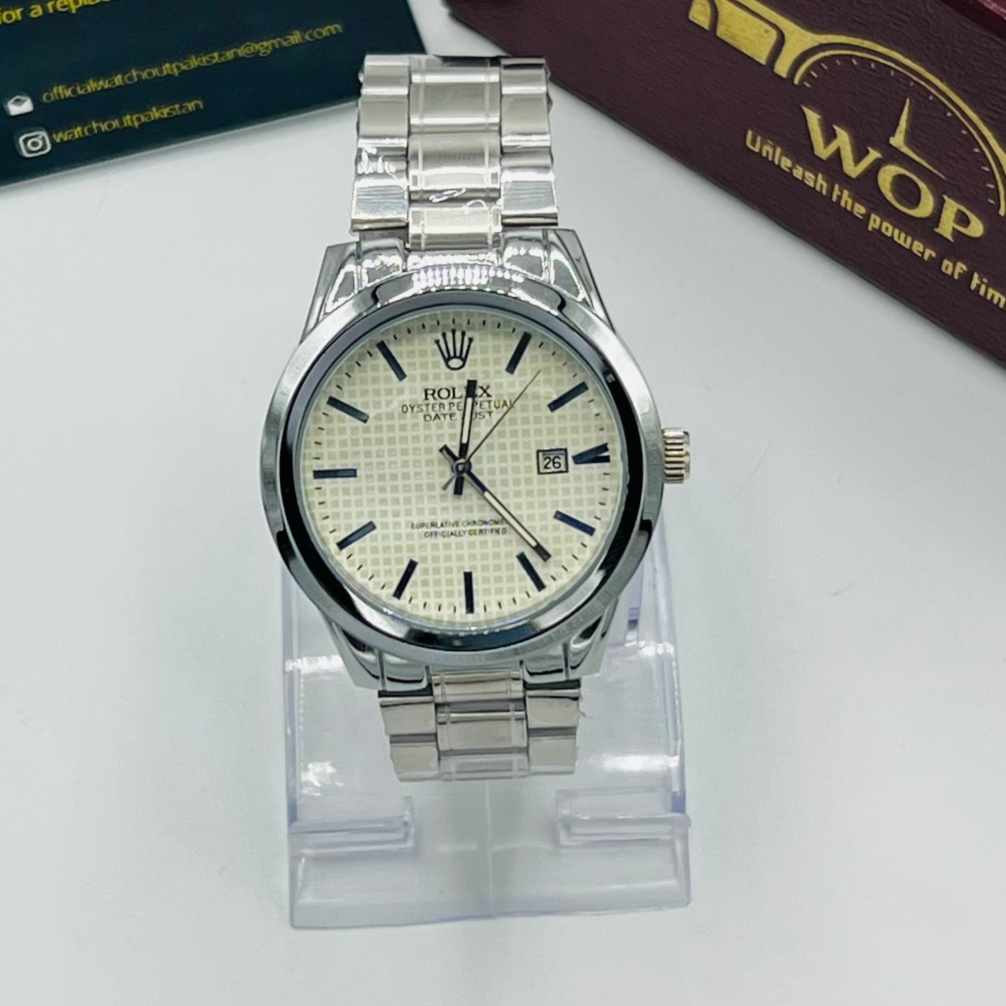 Oyster Style White Dial Date Display Stainless Steel Bracelet Watch